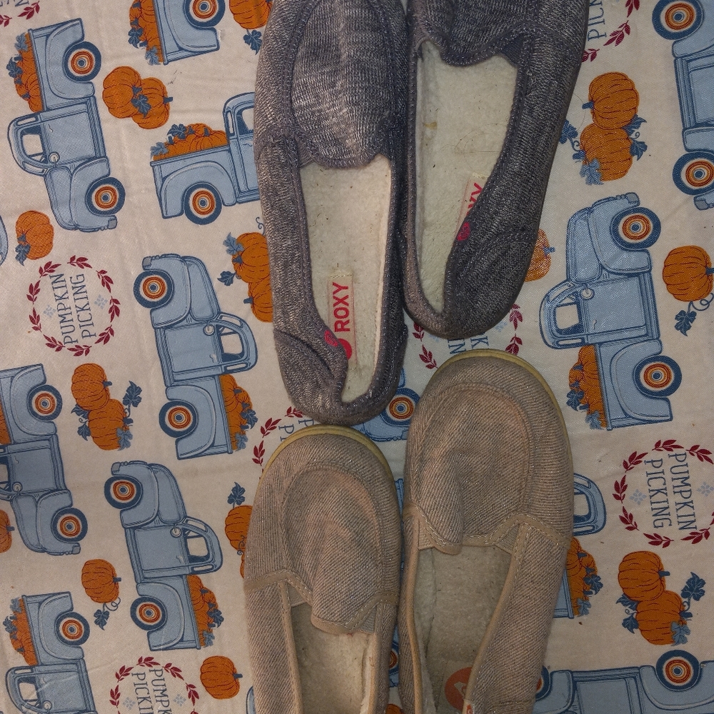 Roxy Slip On Pair